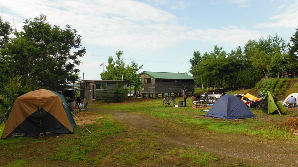 Clione Campground Vandrerhjem Shari Eksteriør bilde