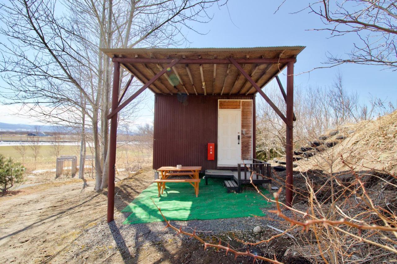 Clione Campground Vandrerhjem Shari Eksteriør bilde